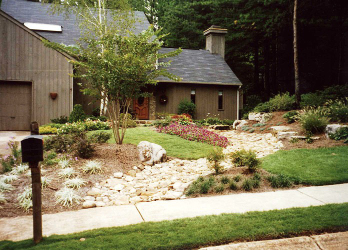 Front Yard Hardscape Design